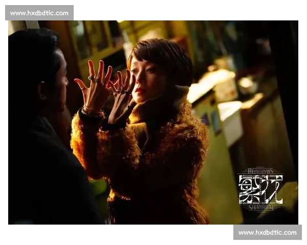 在时代夹缝中的焦灼心态与个体命运的无声博弈当代社会群像探索